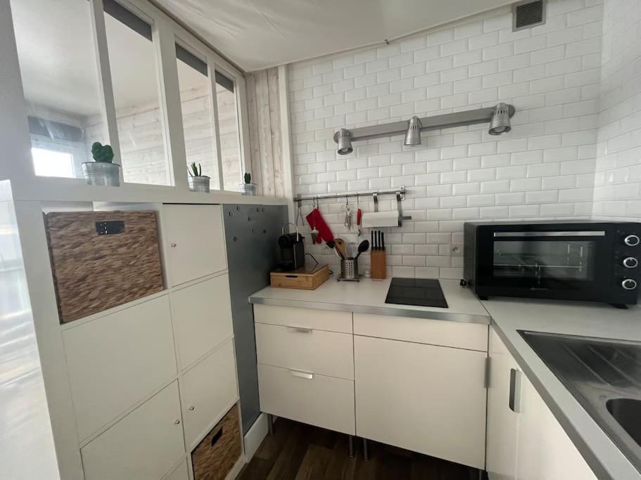 Hyper Centre Apartment *